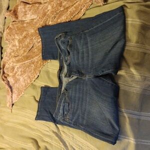 Liverpool crop straight leg jeans.